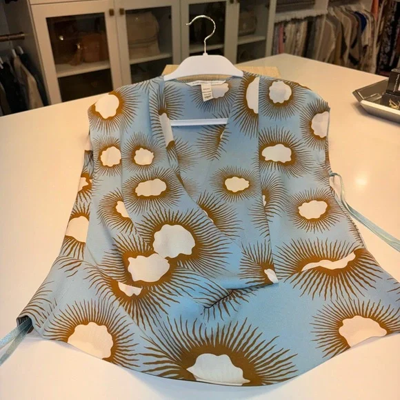 Diane Von Furstenberg Elissa printed drape silk blouse - Picture 8 of 11